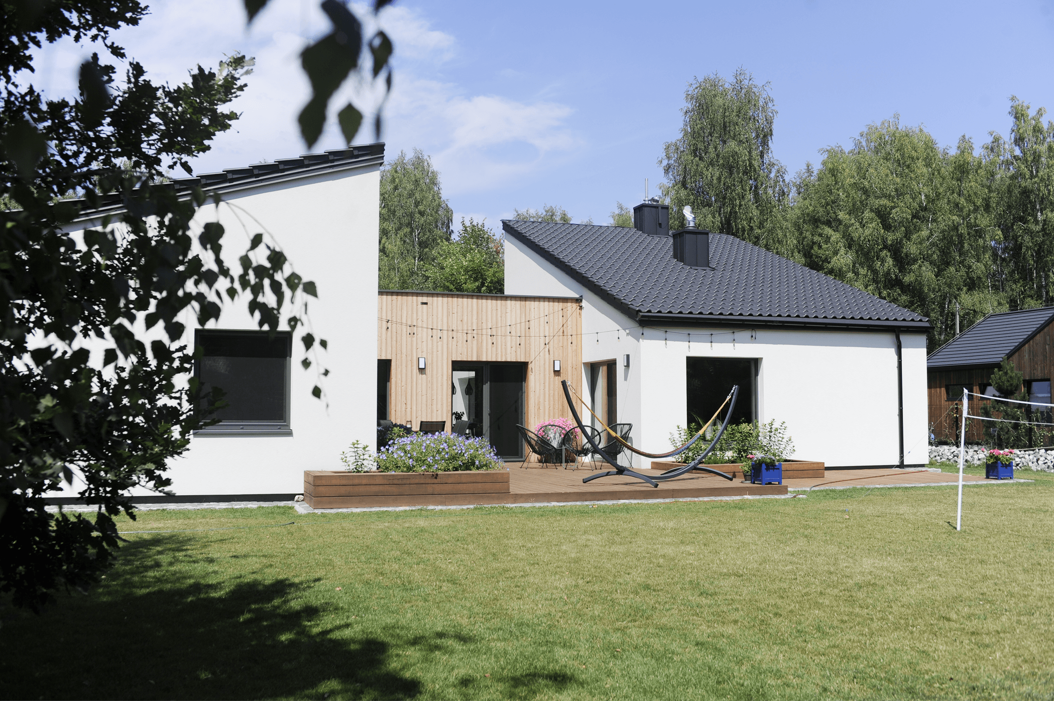 Dom S — widok od strony ogrodu